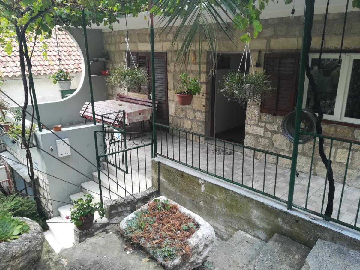 Apartmani Maruncic Omiš Buitenkant foto
